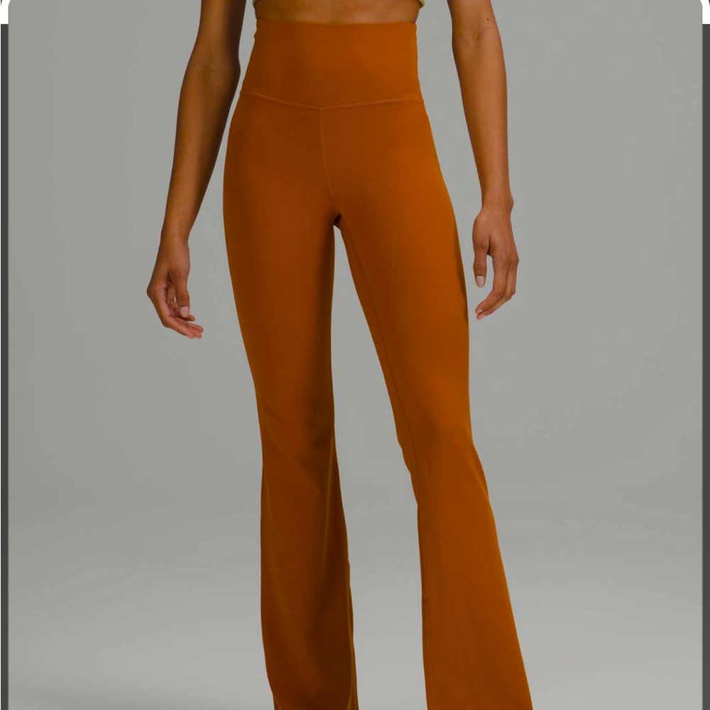 groove super-high-rise flared pant nulu / butternut brown / lululemon